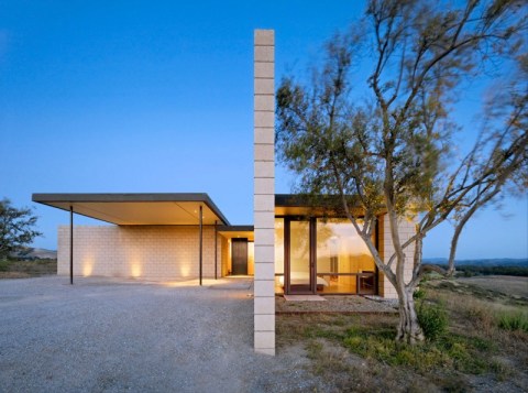 Paso-Robles-Residence-15-800x595entnce