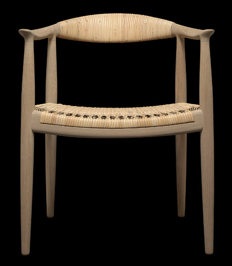 Hans-Wegner_dezeen_468_0_round