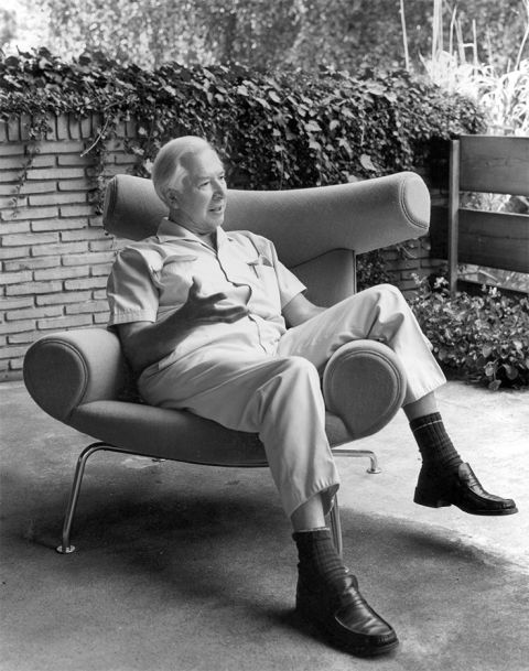 ej10-ox-chair-hans-wegner-erik-jorgensen-6_blkwht